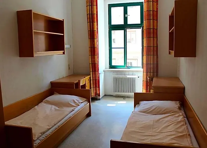 Otel Porzellaneum 3*