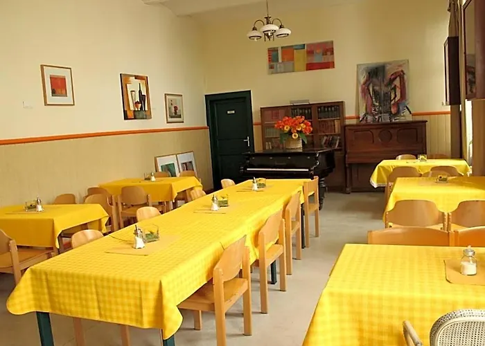 Hotel Porzellaneum 3*